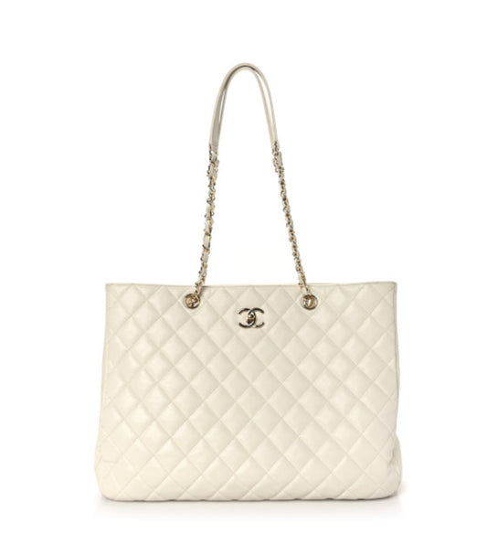 CHANEL Matelasse/Large Shopping Bag White Caviar Skin Tote Bag