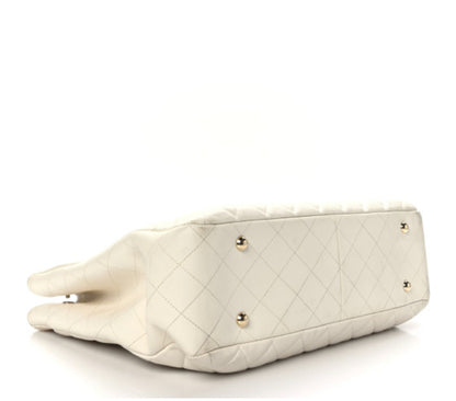 CHANEL Matelasse/Large Shopping Bag White Caviar Skin Tote Bag