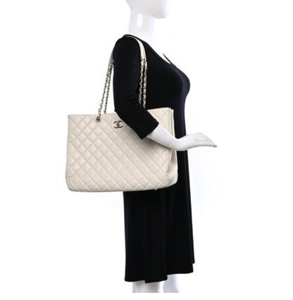 CHANEL Matelasse/Large Shopping Bag White Caviar Skin Tote Bag